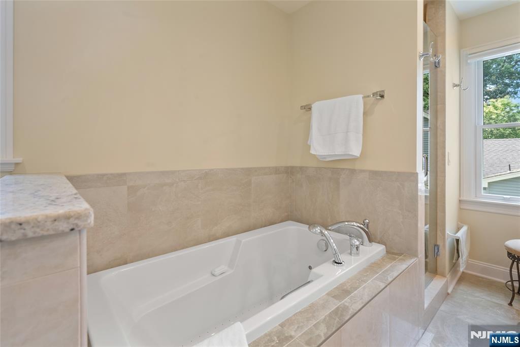28 Demarest Road — photo 19