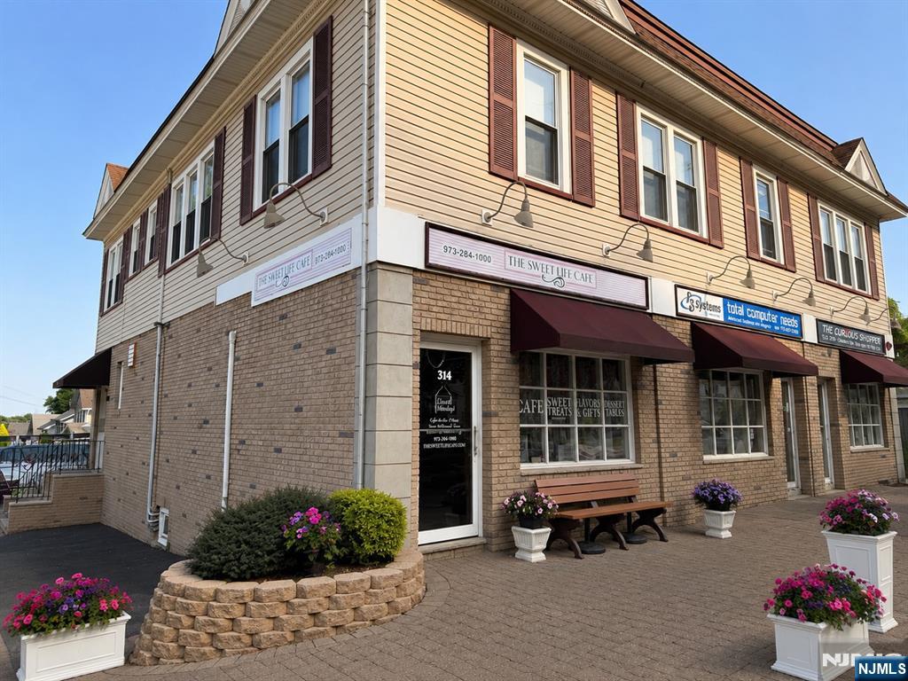 99 Nutley Avenue 1 - Photo 1