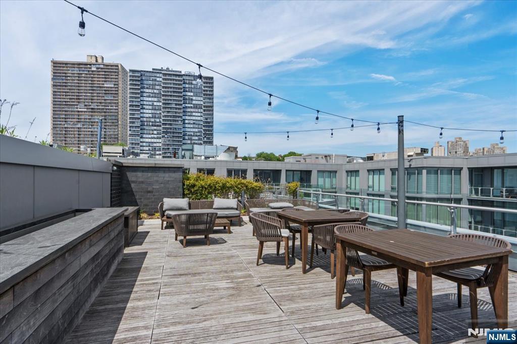 9 Ave At Port Imperial #712 — photo 37