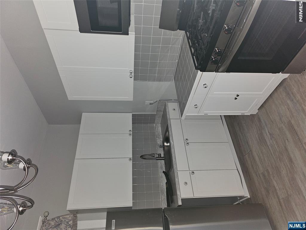 219-225 Main Street 4 - Photo 5