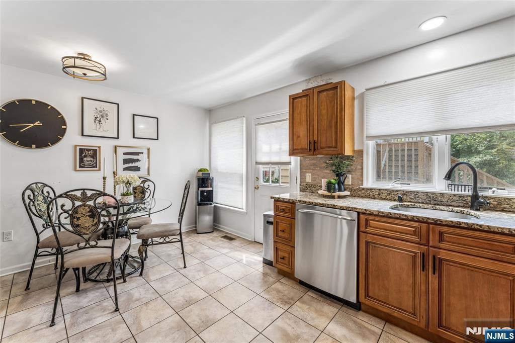 19 Willie Street — photo 12