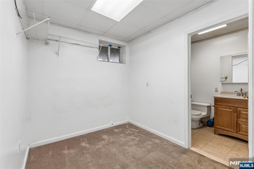 19 Willie Street — photo 37