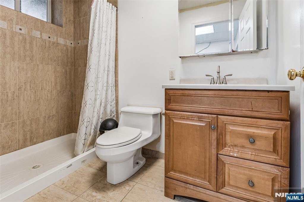 19 Willie Street — photo 38