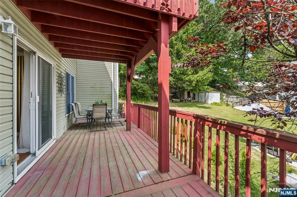 19 Willie Street — photo 40