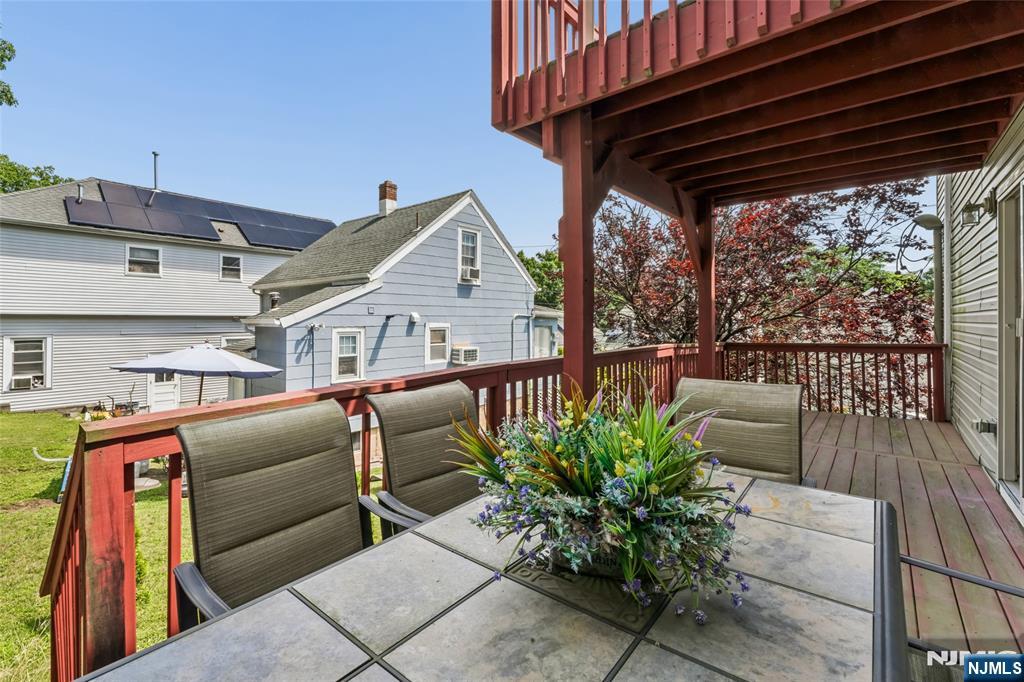 19 Willie Street — photo 41
