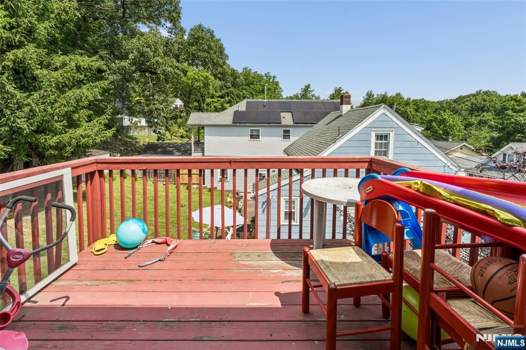 19 Willie Street — photo 42