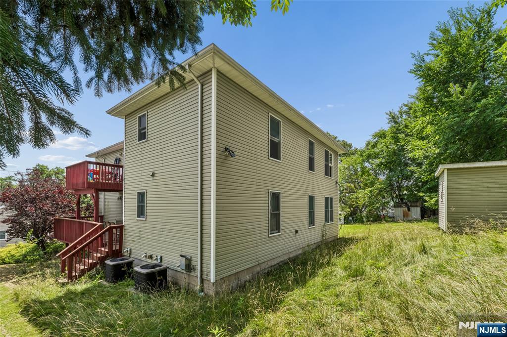 19 Willie Street — photo 44