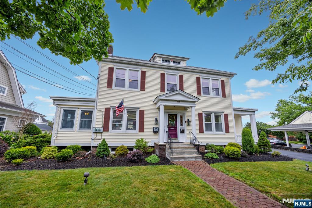 235 Everett Avenue - Photo 1