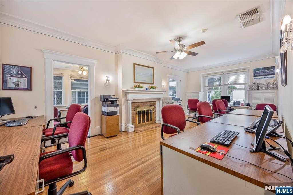 235 Everett Avenue — photo 23