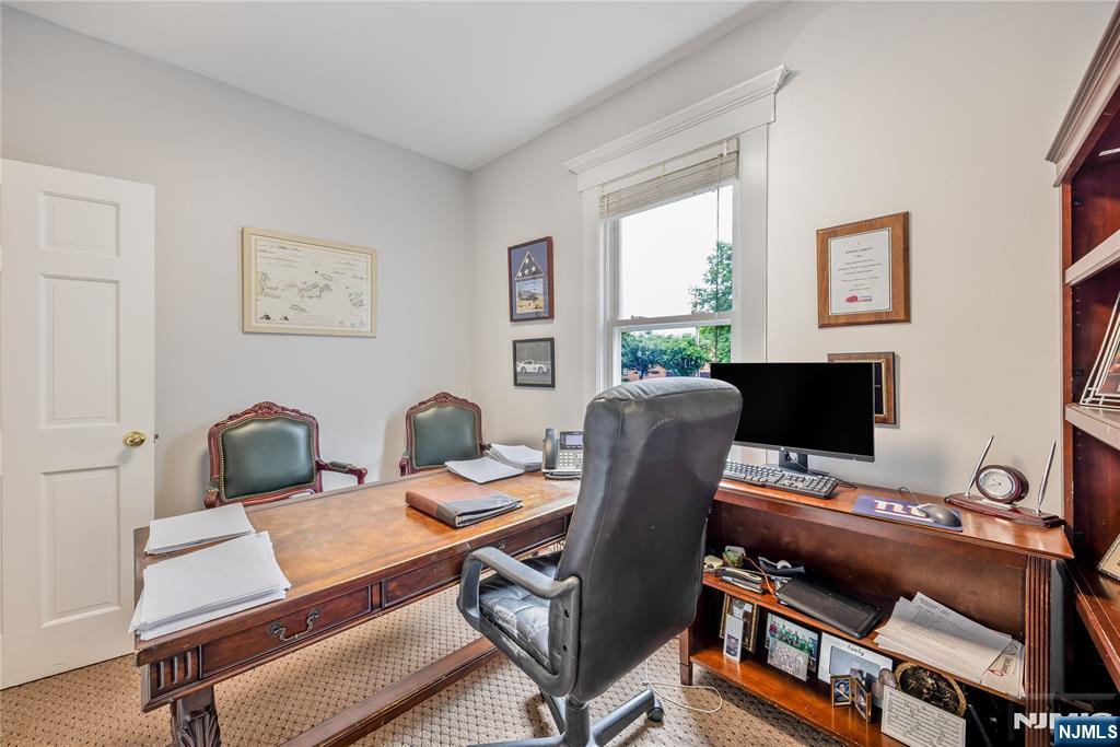 235 Everett Avenue — photo 9