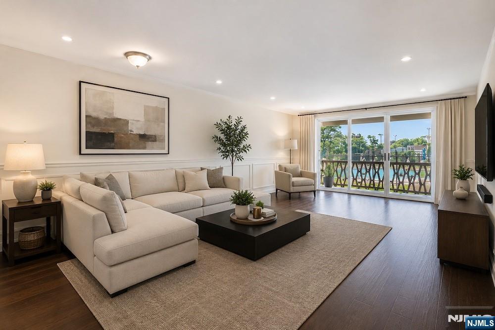2100 Linwood #2Y, Fort Lee, NJ 07024
