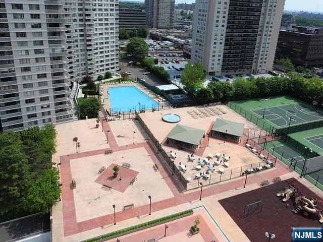 2100 Linwood #2Y, Fort Lee, NJ 07024