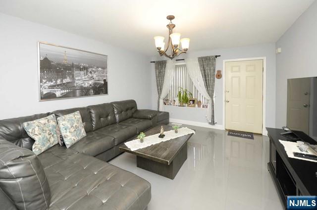 11 Park View Place 2E - Photo 2