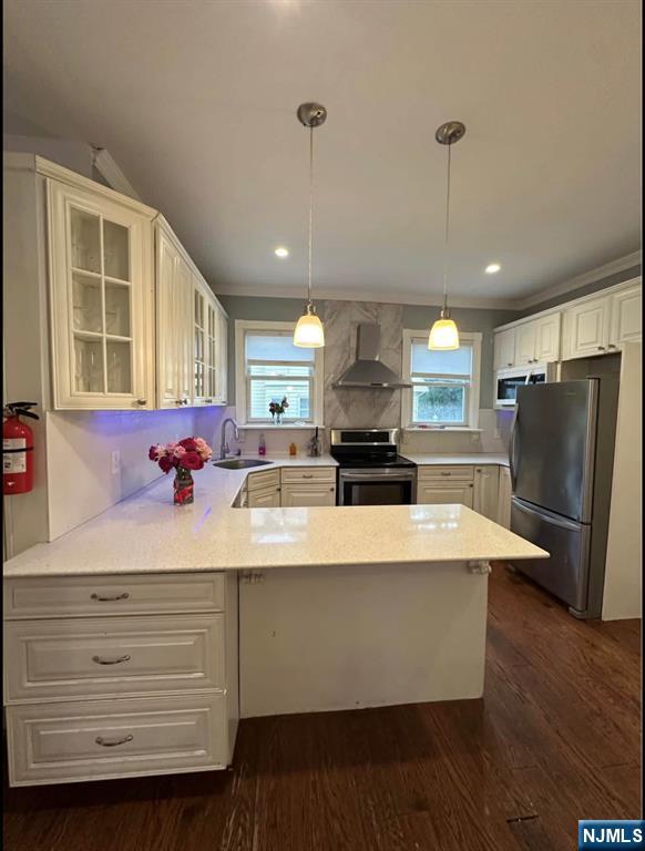 173 Corabelle Avenue 1 - Photo 1