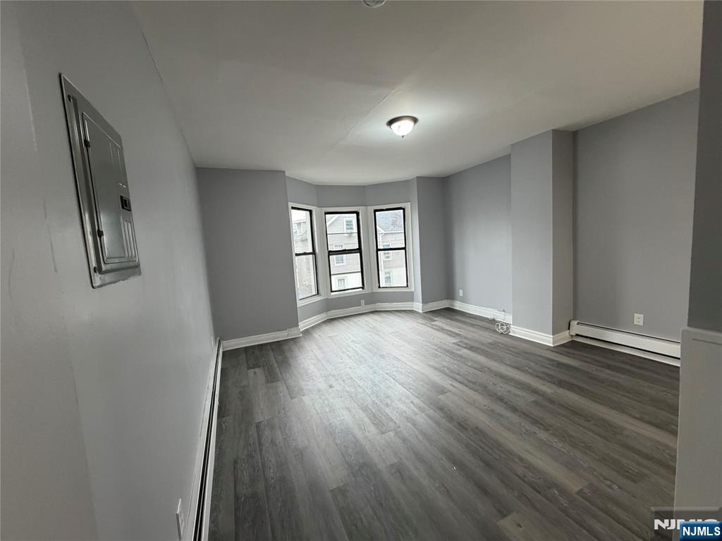 25 Oak Street 2 - Photo 3