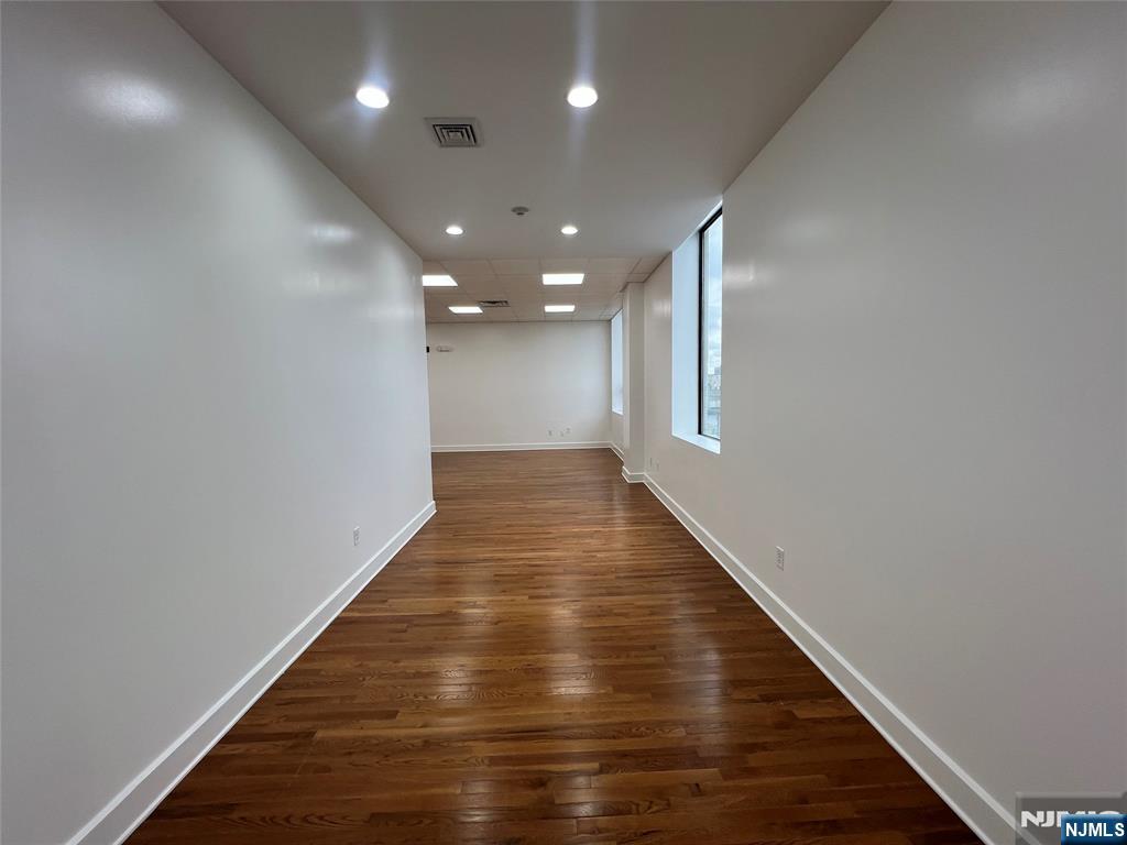407 39th 501 - Photo 5