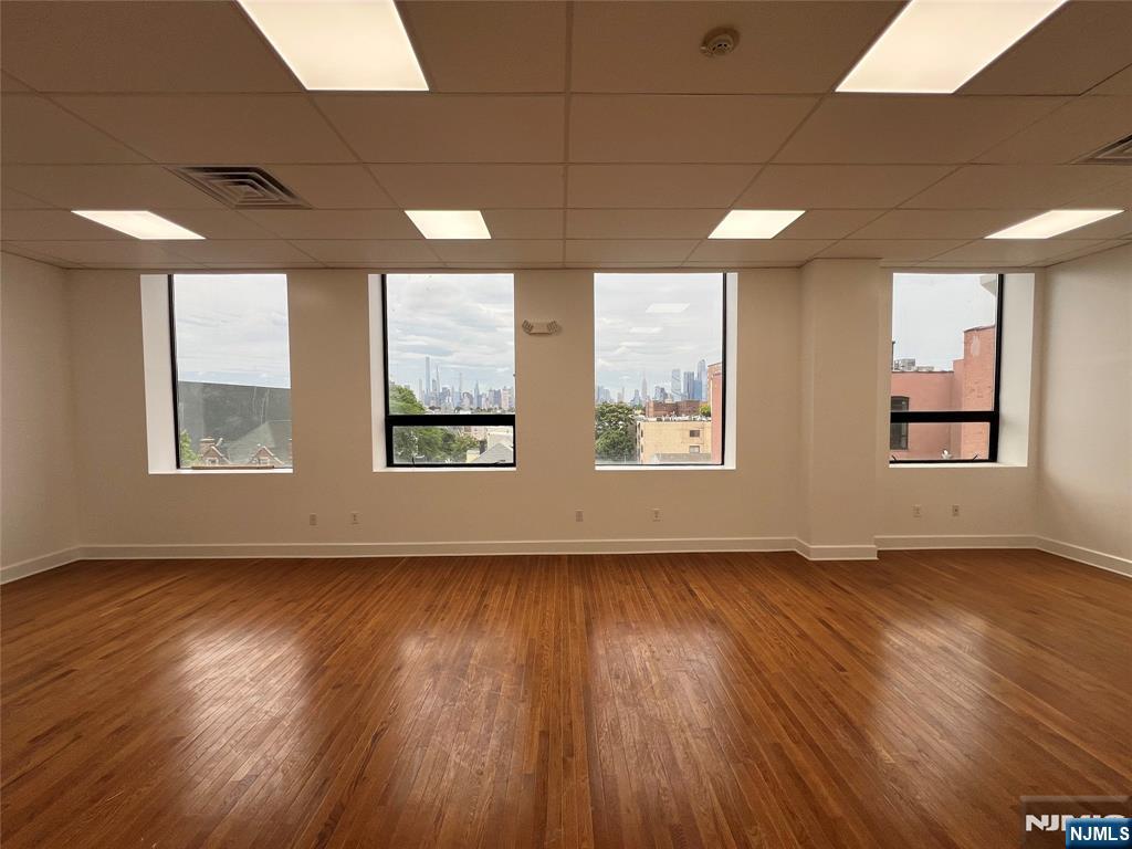 407 39th 502 - Photo 1