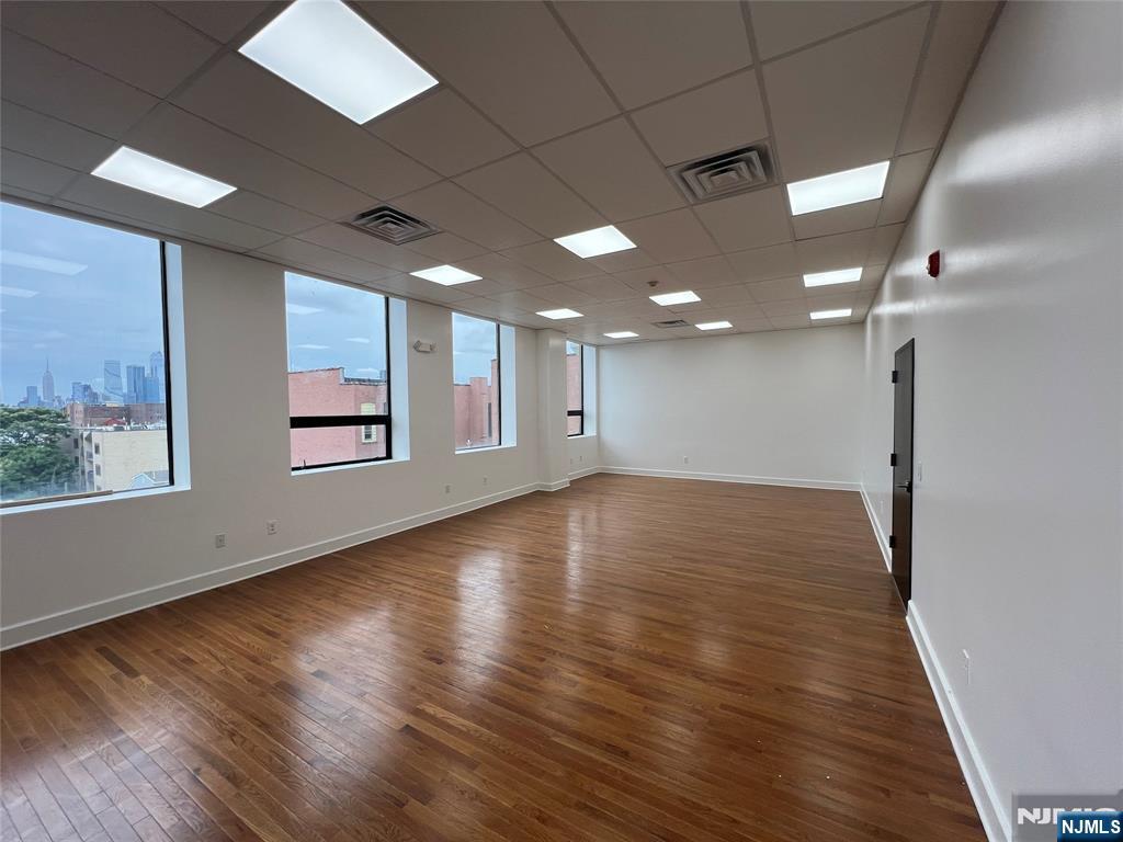 407 39th 502 - Photo 3