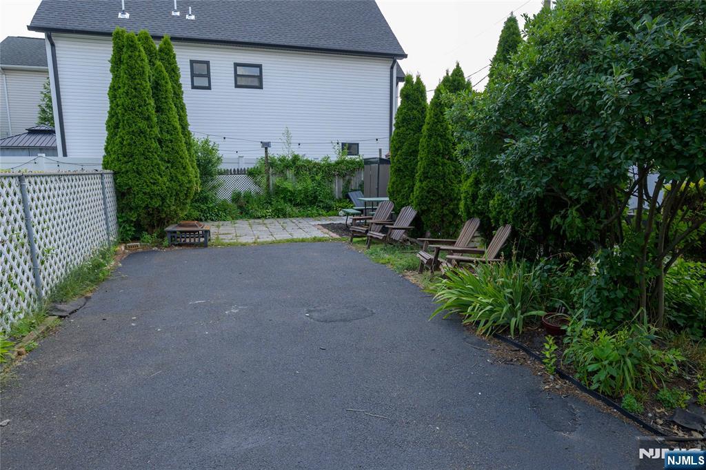 126 Post Ave, Lyndhurst, NJ 07071