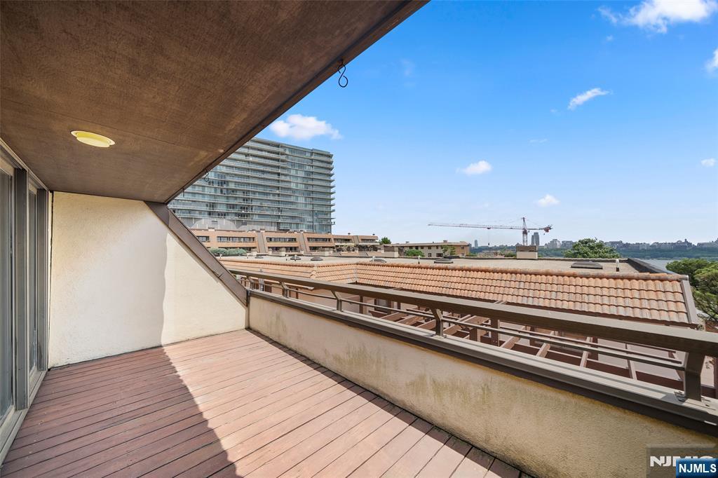 300 Gorge Road #1