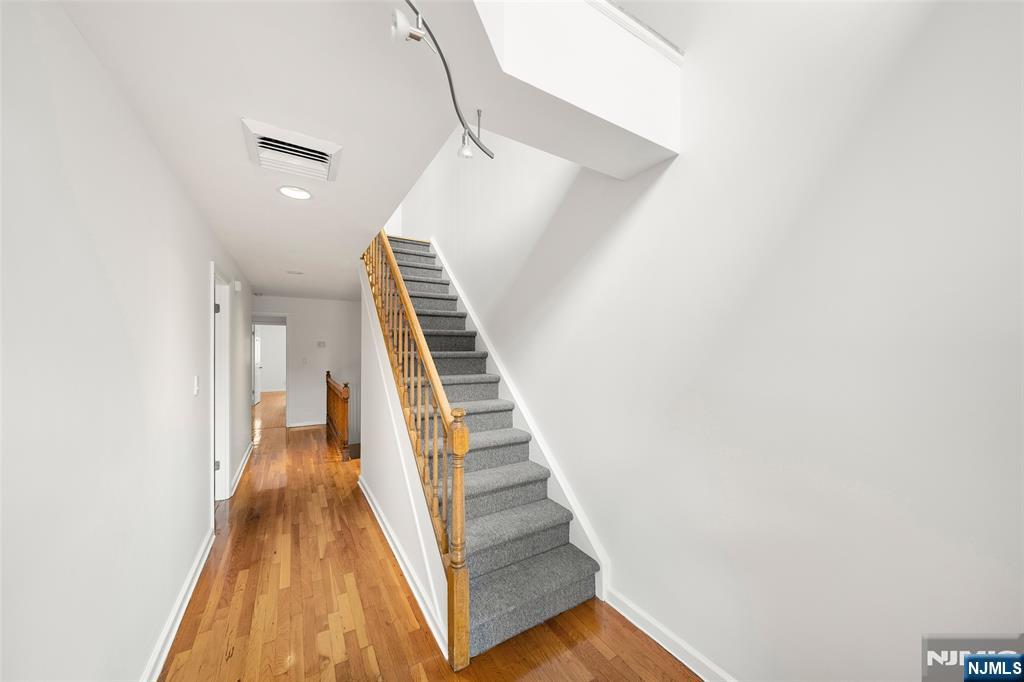 300 Gorge Road #1