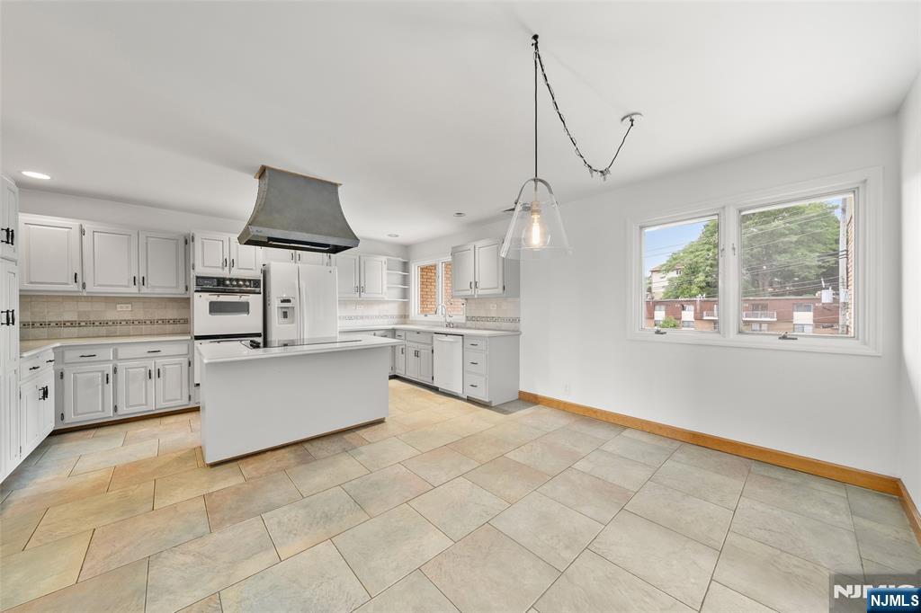 300 Gorge Road #1