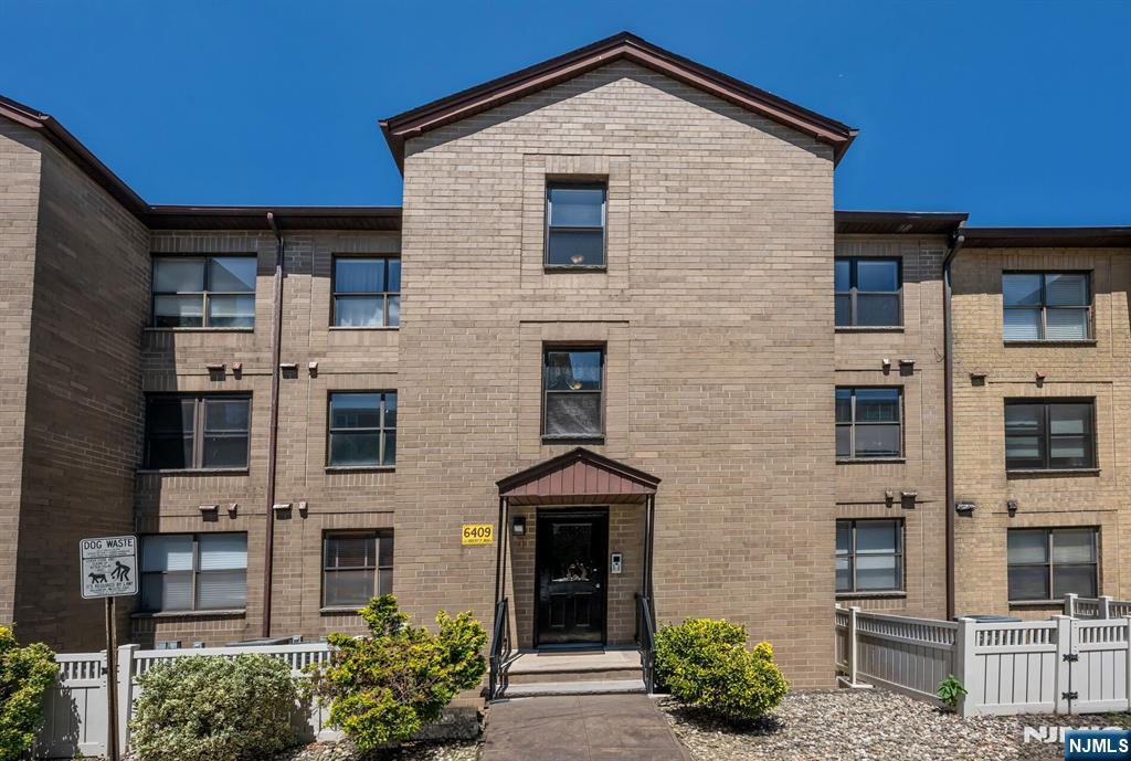 6409 Liberty I1 - Photo 2