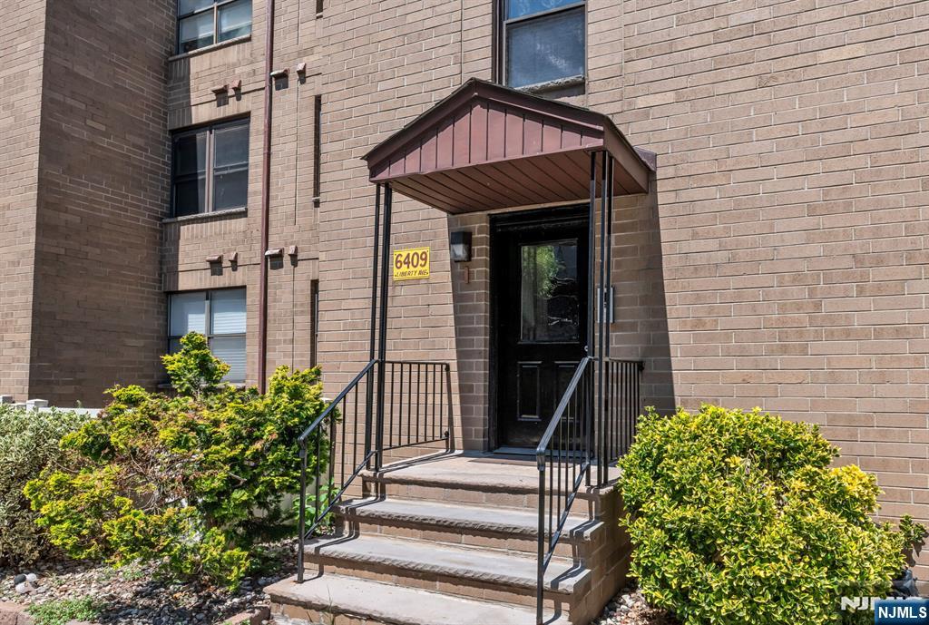 6409 Liberty I1 - Photo 3