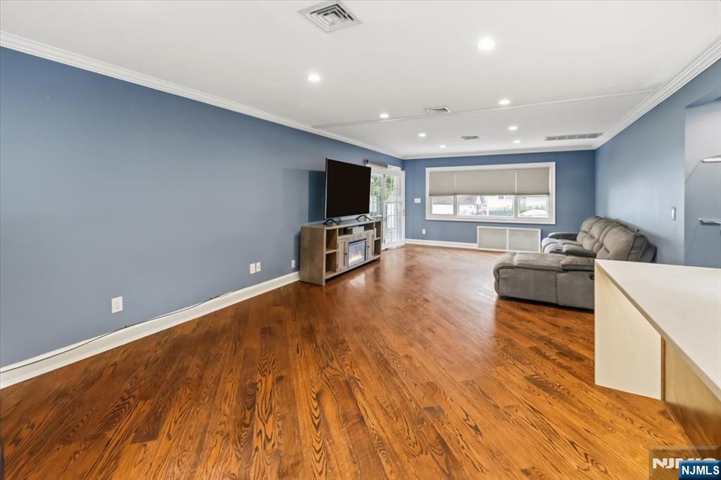 1-07 Lyons Avenue - Photo 4