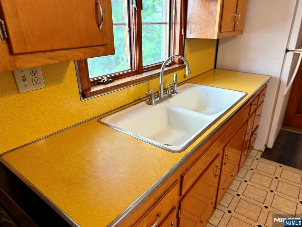 105 Bergen Street - Photo 4