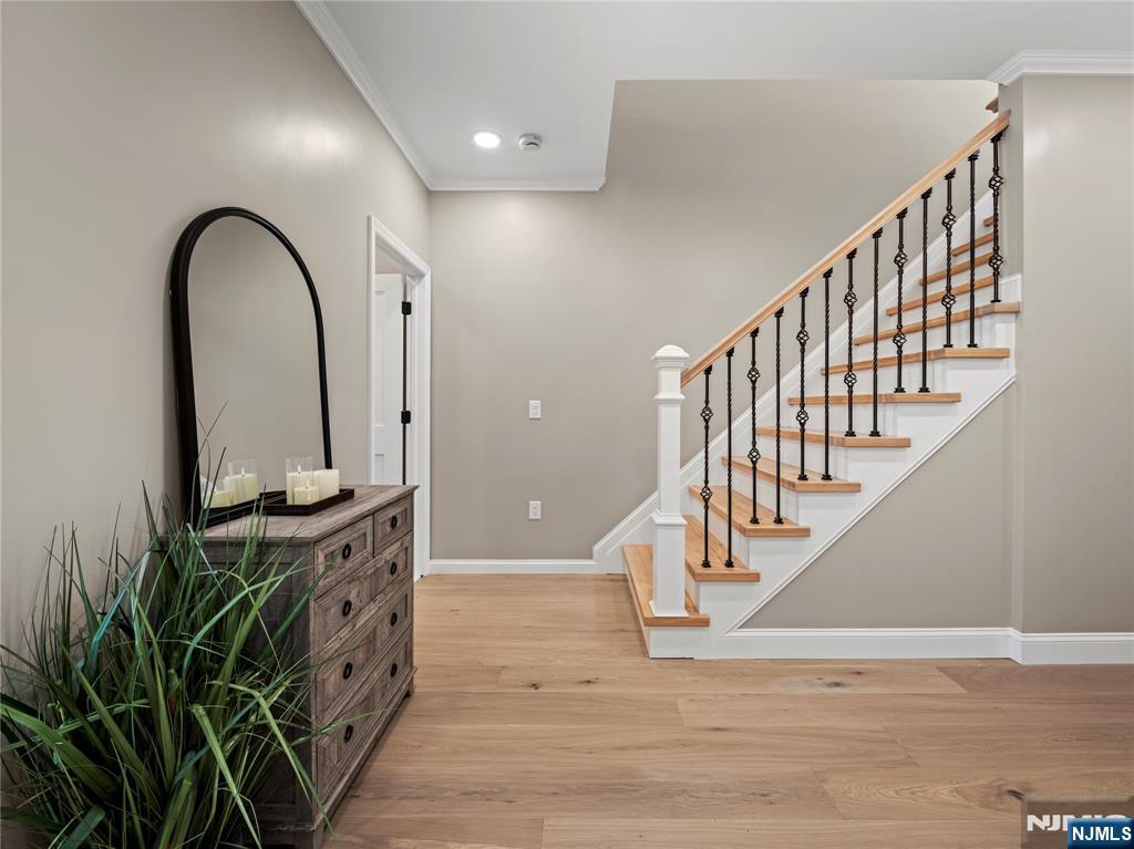 432 Jefferson Street 2 - Photo 3