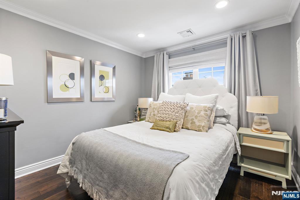 70 Cecelia Avenue — photo 23