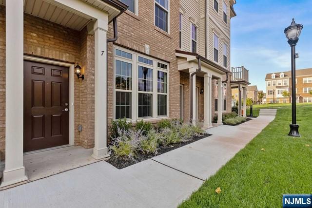 7 Leahy Drive - Photo 4