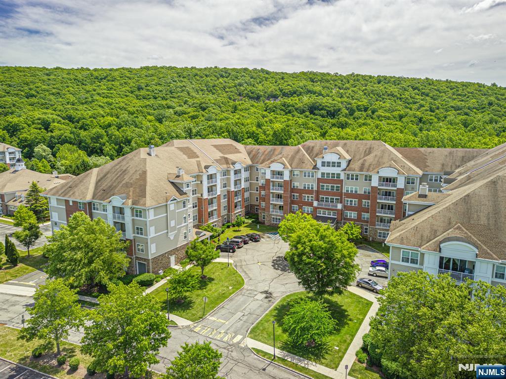 1st image of 8421 Warrens Wy #421, Wanaque, NJ 07465 | MLS# 26025512
