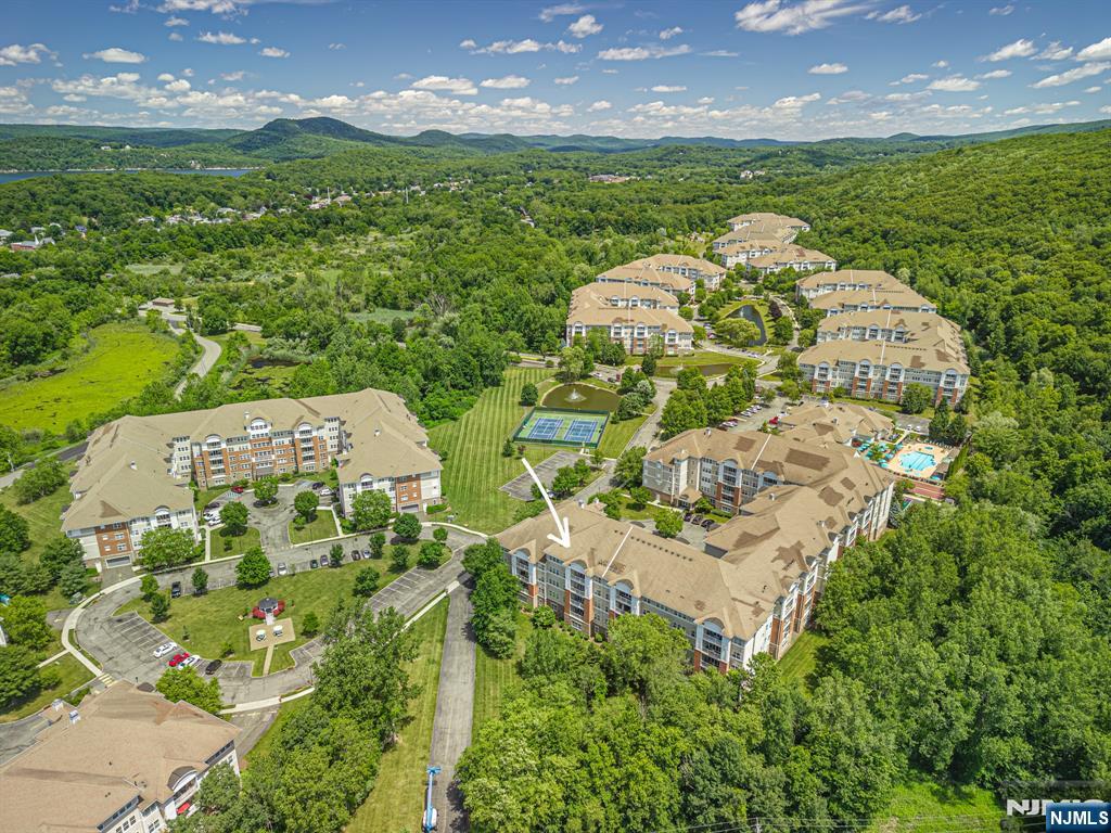 2nd image of 8421 Warrens Wy #421, Wanaque, NJ 07465 | MLS# 26025512