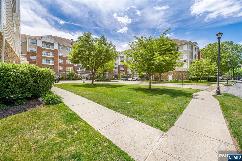 43rd image of 8421 Warrens Wy #421, Wanaque, NJ 07465 | MLS# 26025512