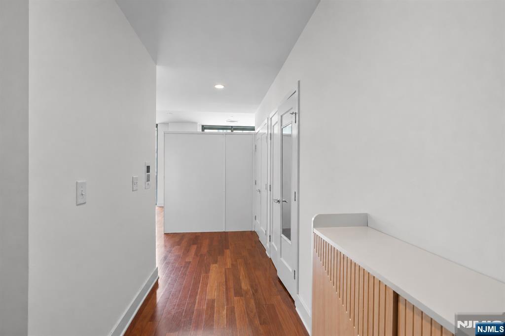 201 Marin Boulevard 813 - Photo 3