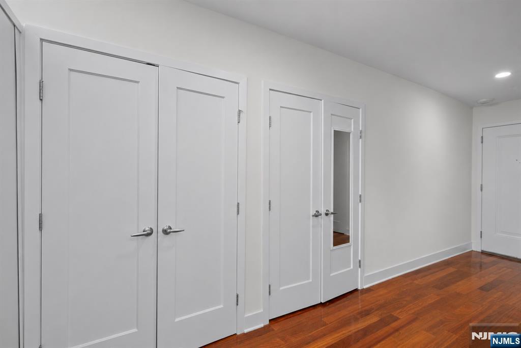 201 Marin Boulevard 813 - Photo 4