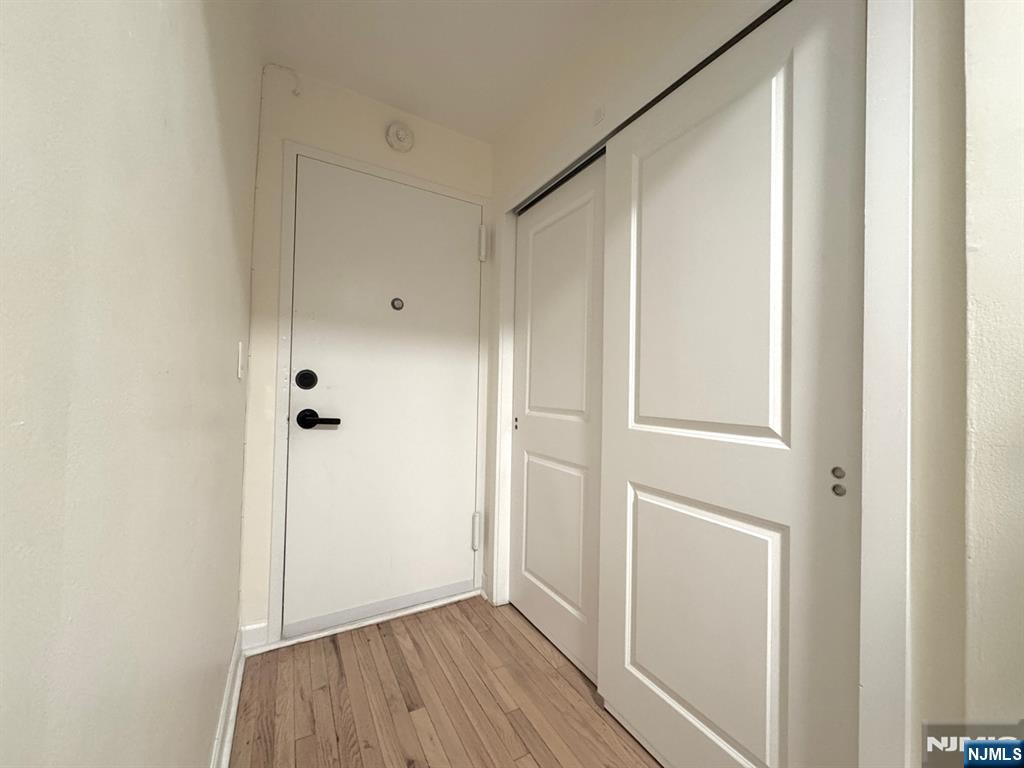 500 Linwood Drive 2G - Photo 2