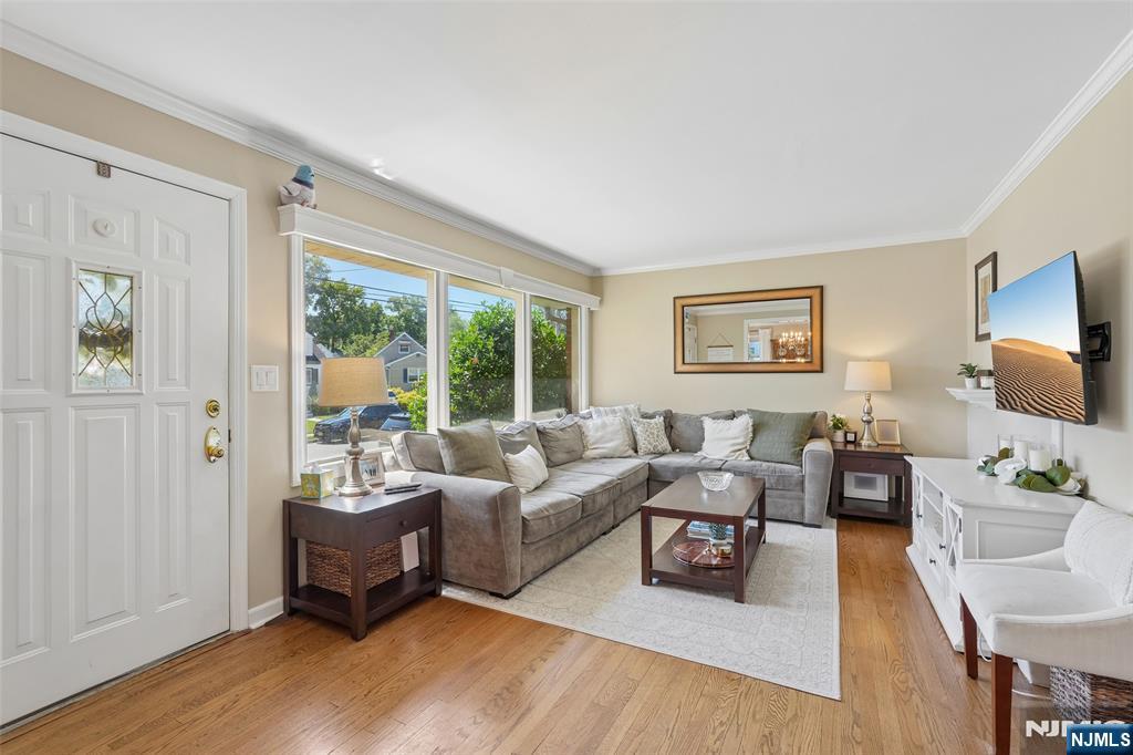 Homes for sale in Maywood, NJ | 741 Briarcliff Ave, Maywood, NJ 07607 | MLS# 26025533