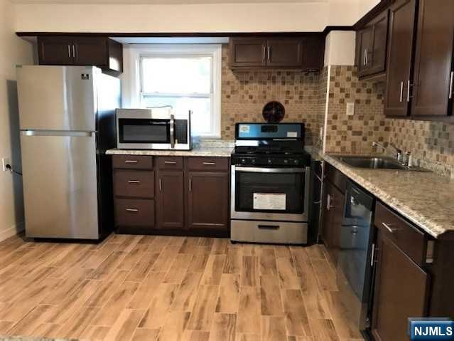 419 Parker Avenue - Photo 1
