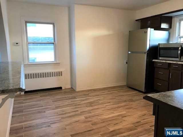419 Parker Avenue - Photo 2