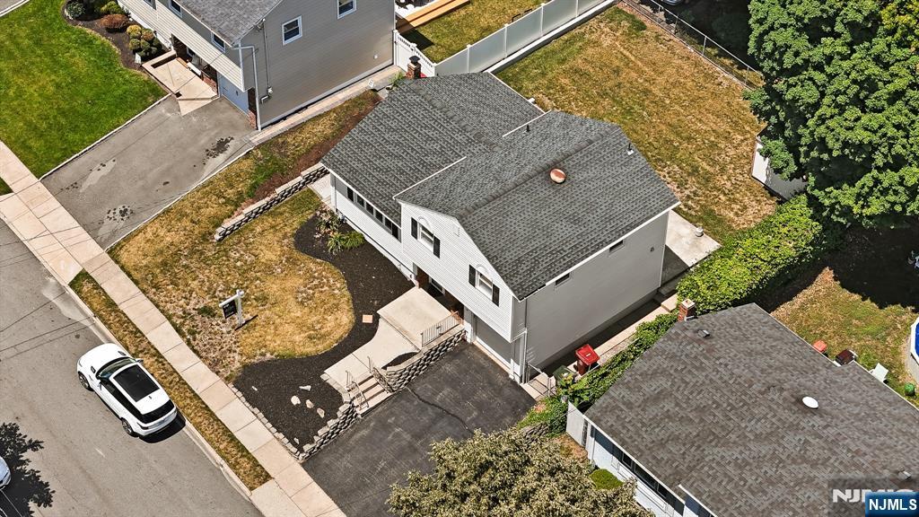18 Carrie Court - Photo 4