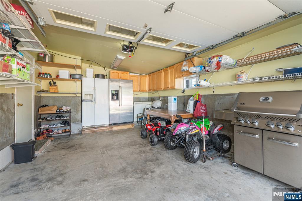 Homes for sale in Little Falls, NJ | 31 Zeliff Ave, Little Falls, NJ 07424 | MLS# 26025539
