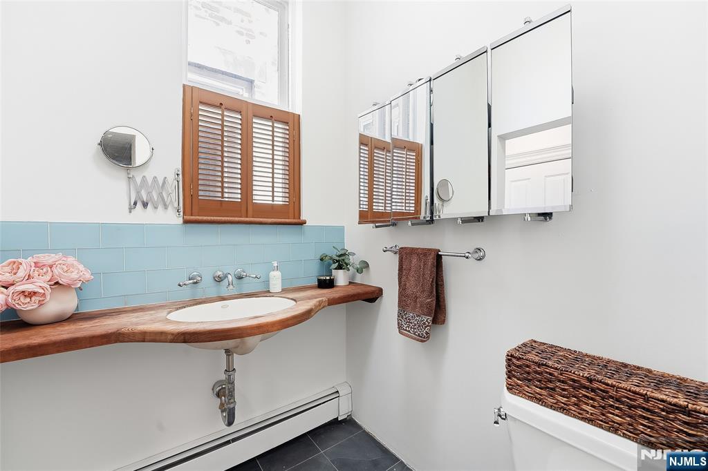 913-915 Willow Avenue 4A - Photo 5