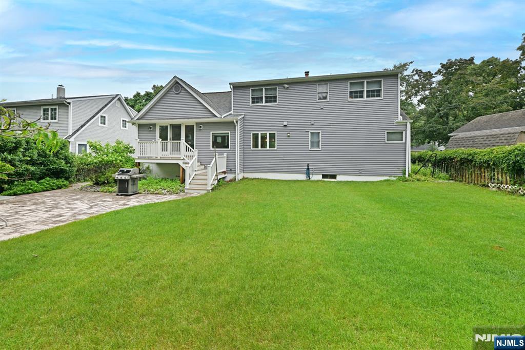 211 Spruce Street - Photo 4