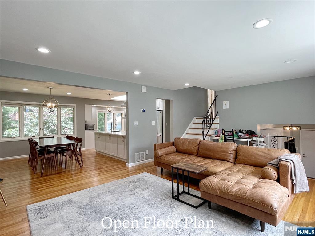 49 Walnut Drive - Photo 2