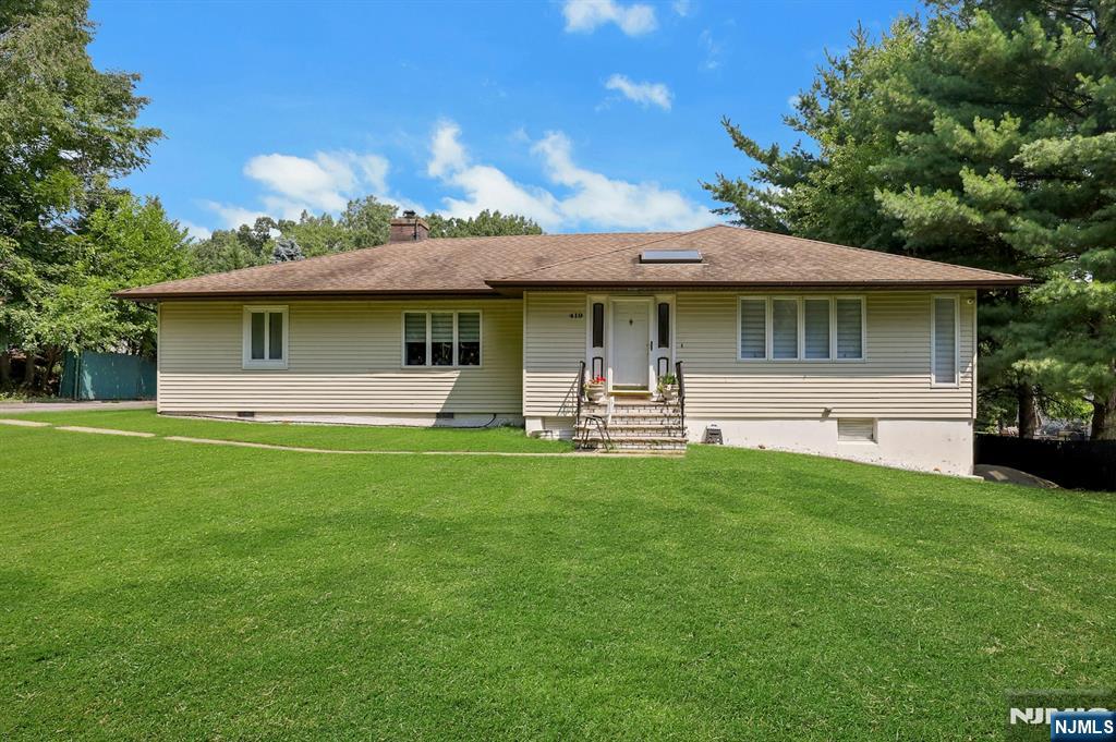 419 Ratzer Road - Photo 3