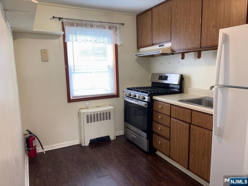 199 Darwin Avenue A - Photo 5