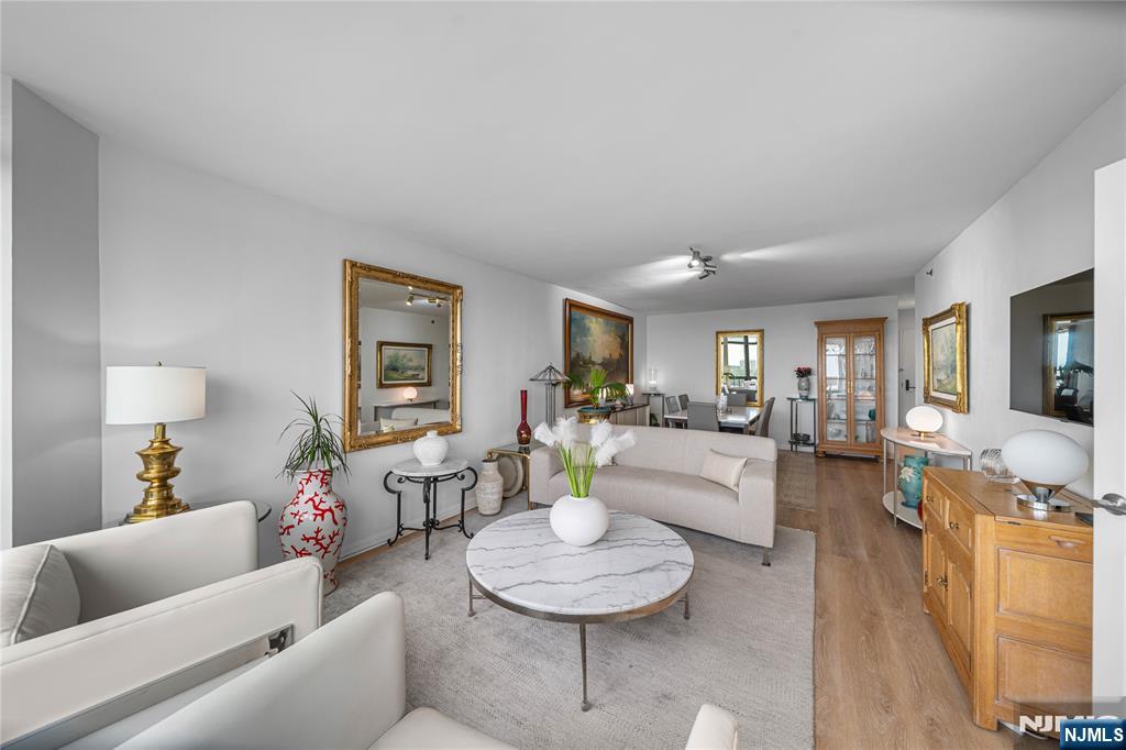 900 Palisade Ave #17K, Fort Lee, NJ 07024